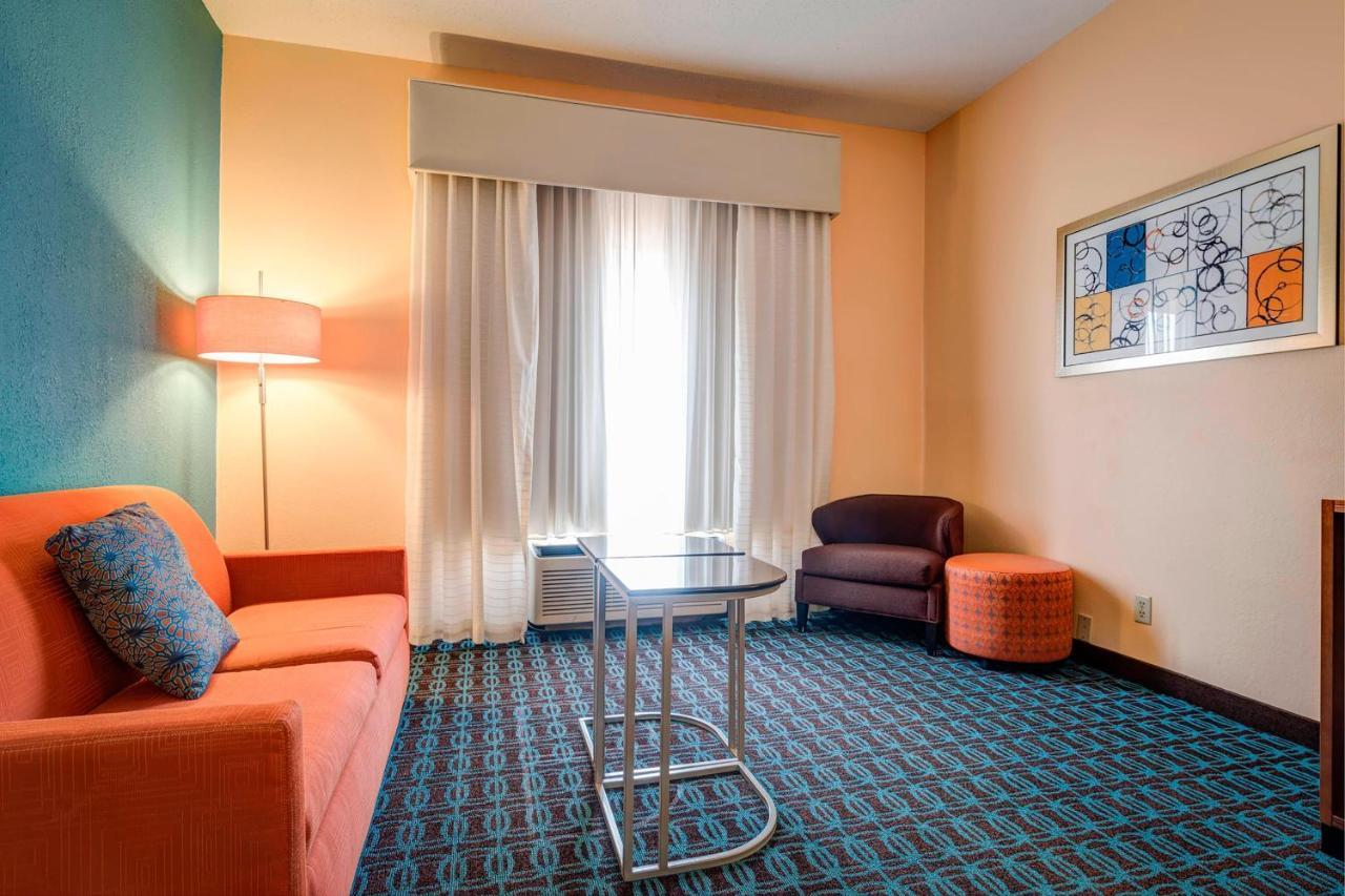 Comfort Inn & Suites Green Bay Stadium Area Buitenkant foto