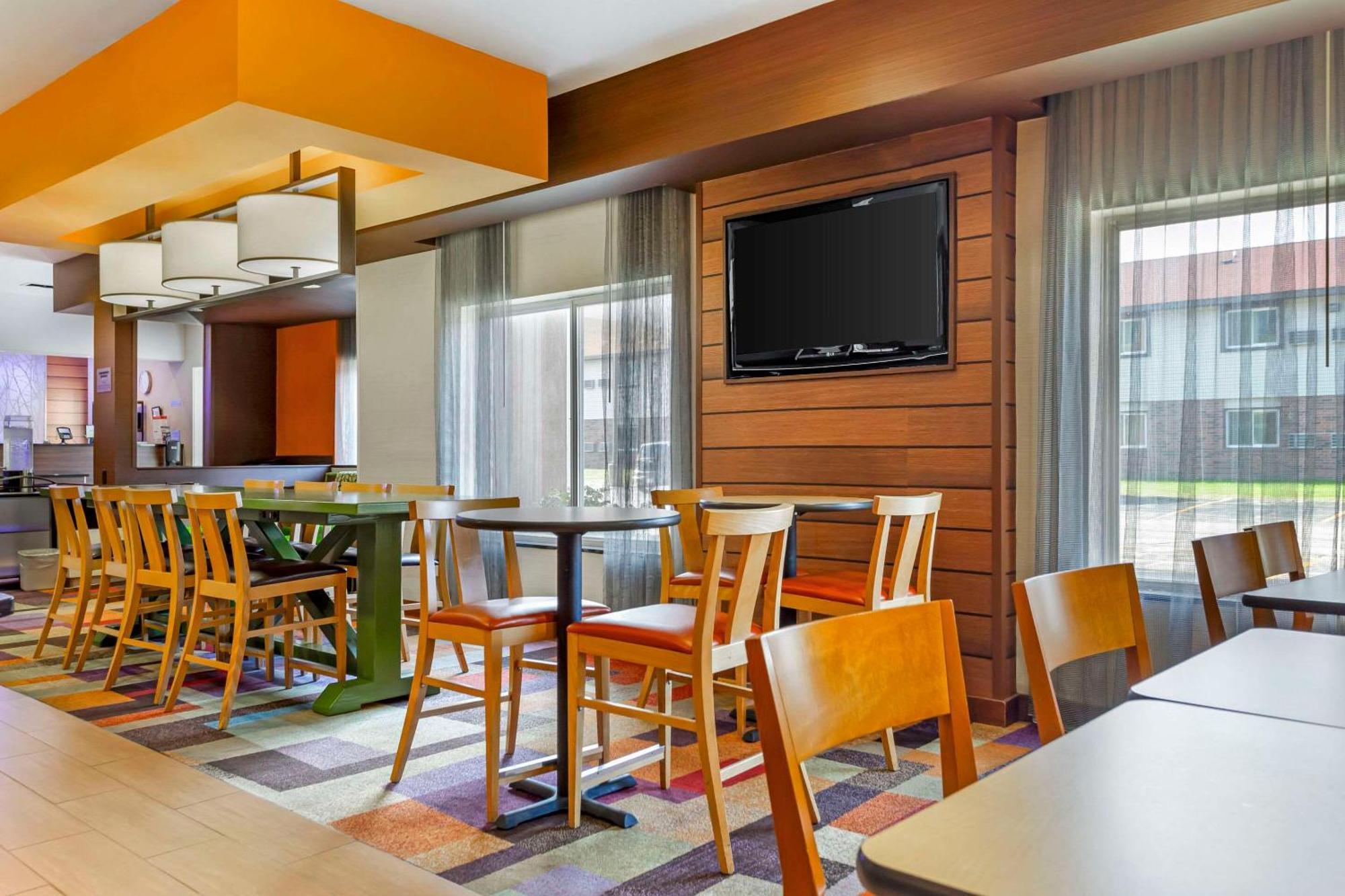 Comfort Inn & Suites Green Bay Stadium Area Buitenkant foto