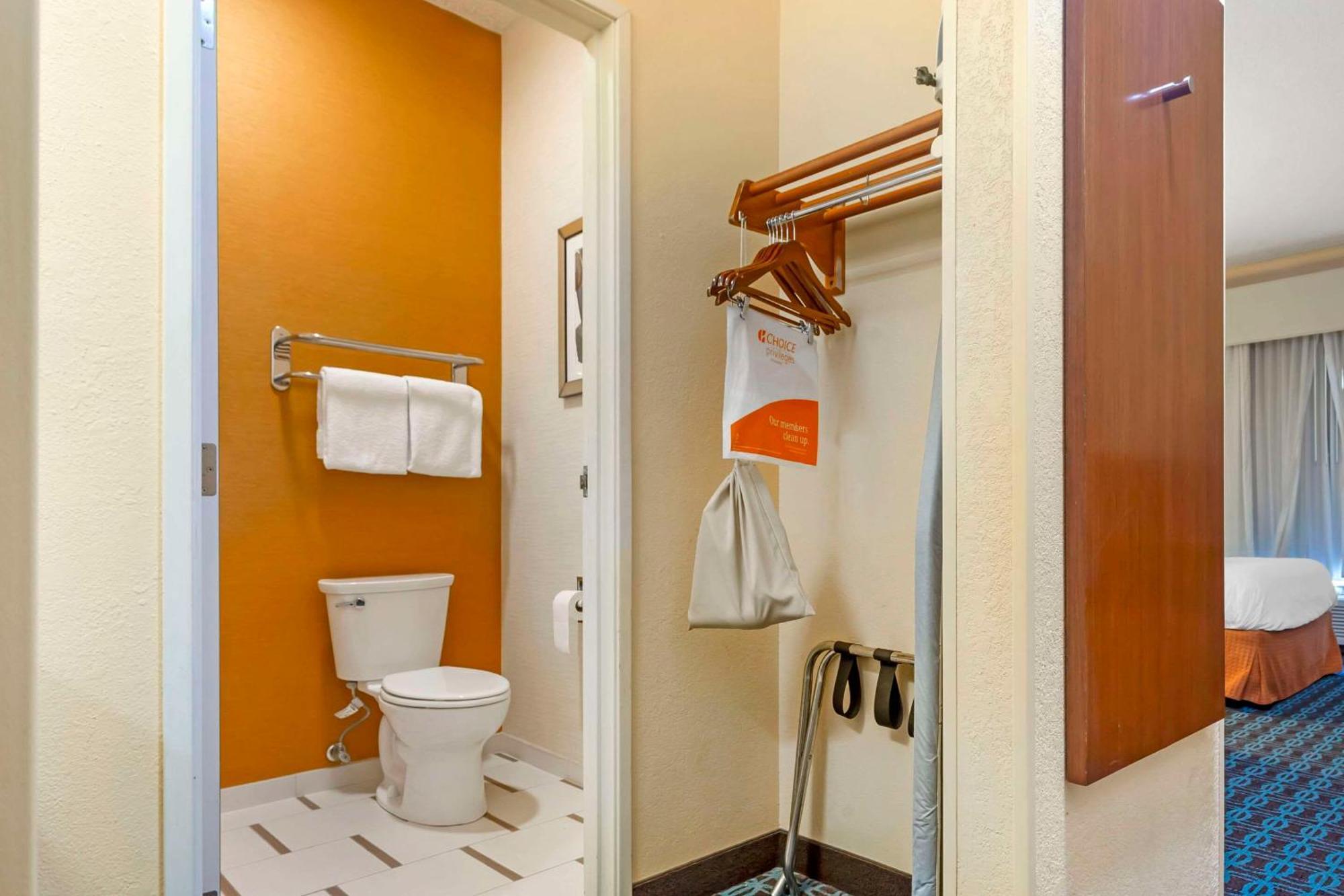 Comfort Inn & Suites Green Bay Stadium Area Buitenkant foto