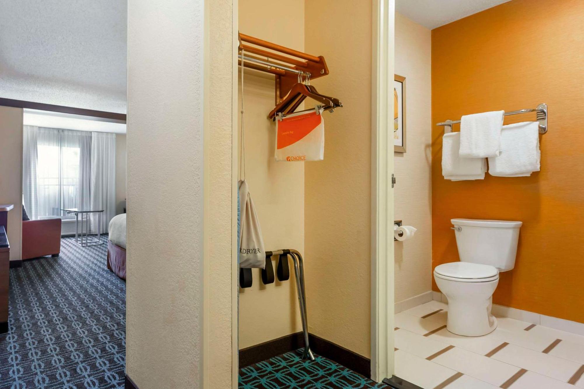 Comfort Inn & Suites Green Bay Stadium Area Buitenkant foto